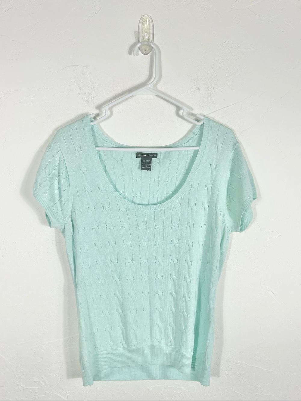 New York & Company Mint Green Cable Knit Scoop Neck Short Sleeve Sweater Large